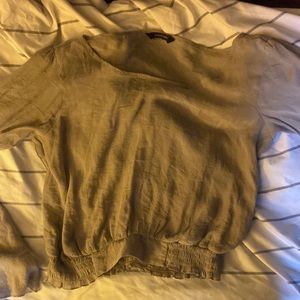 lightweight top Cream tan color with flared sleeve